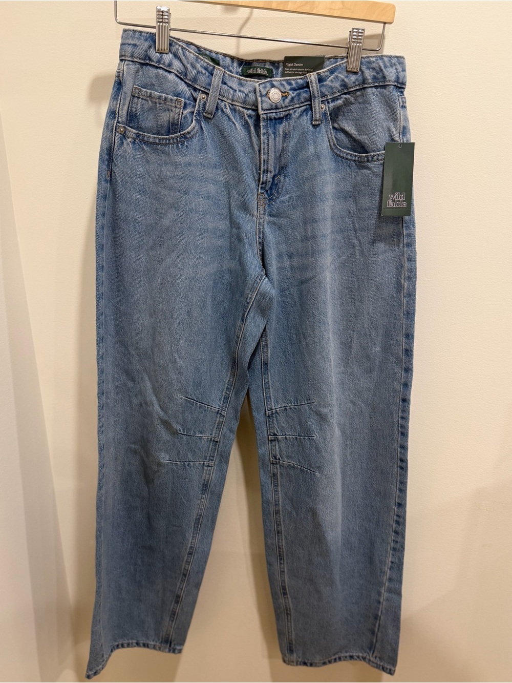Classic mid-rise barrel leg jeans in medium blue by Wild Fable Size 6 Small NWT